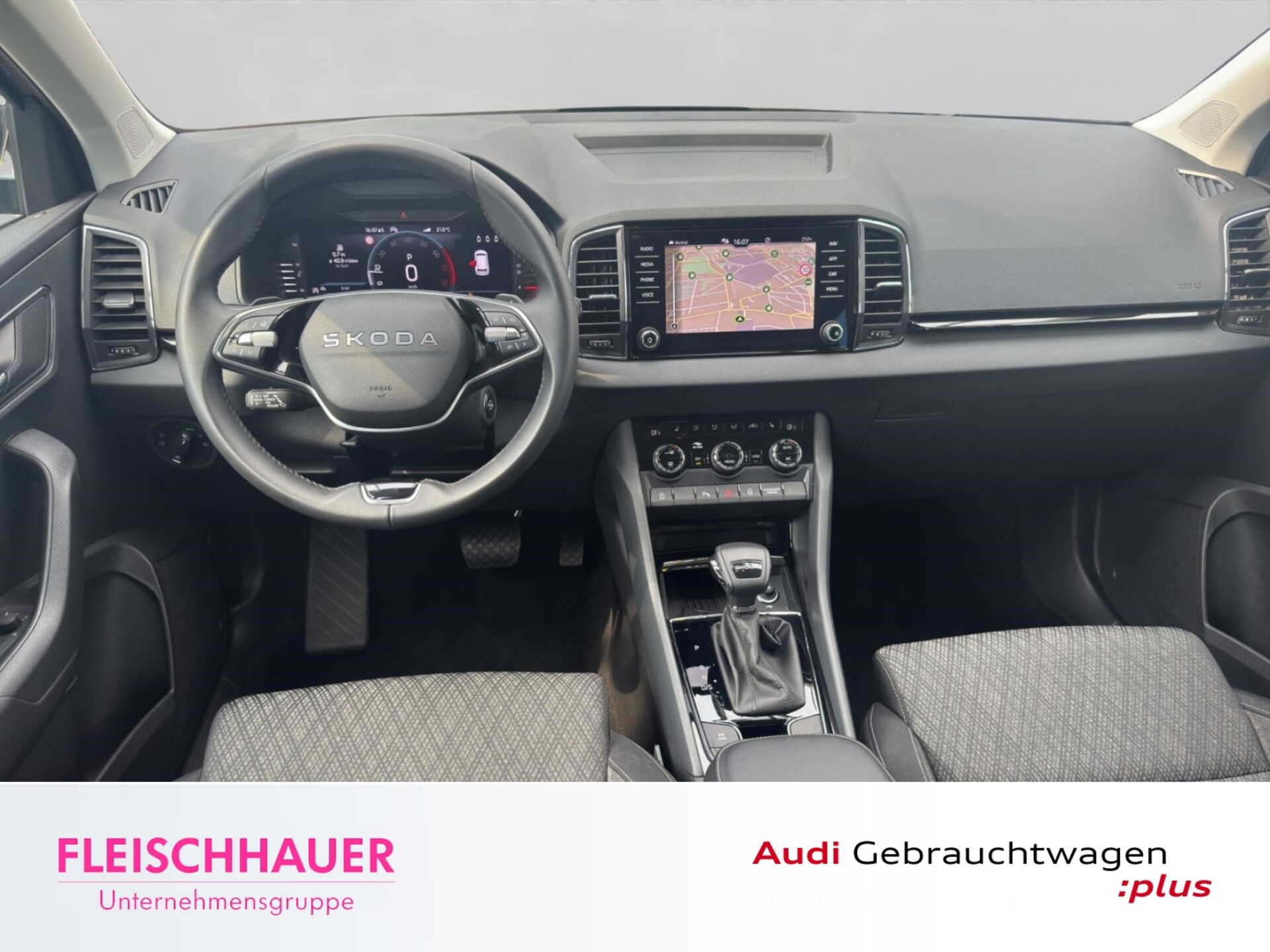 Skoda Karoq Selection