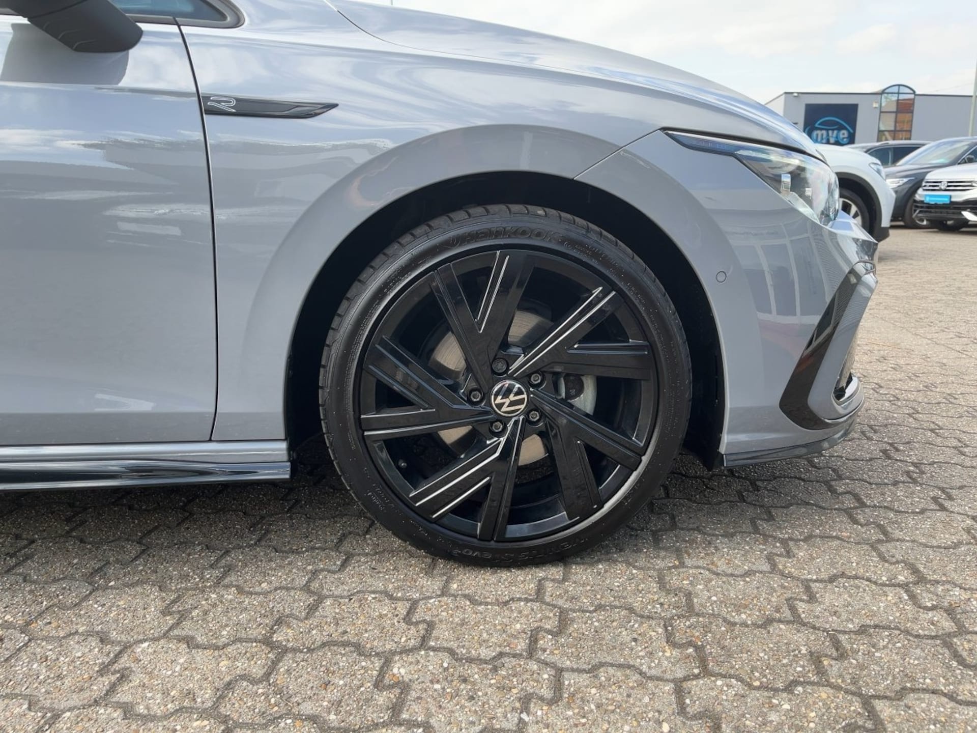 Volkswagen Golf Variant R-Line