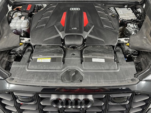 2023 Audi SQ8