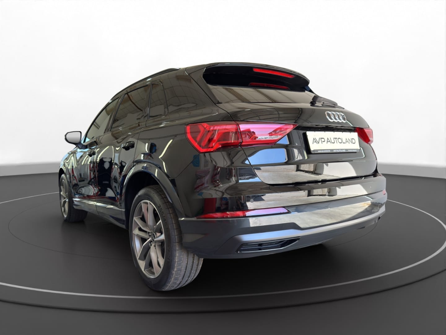 Bild über Audi Q3 TDI 110 kW S tronic - für weitere Informationen kontaktieren Sie den Audi Partner
