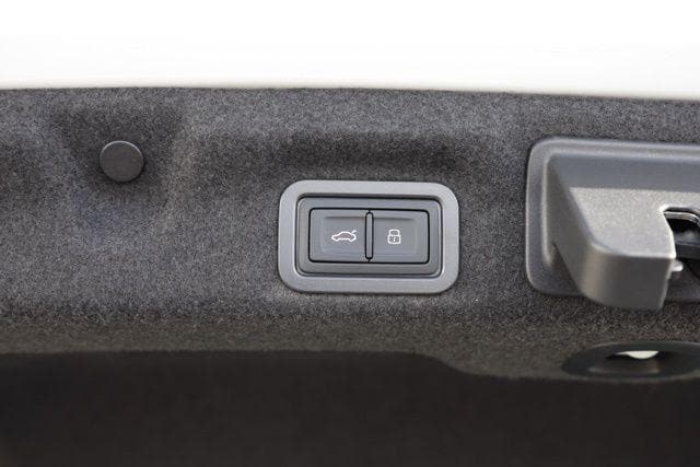 2026 Audi A6 Premium Plus - Photo 8
