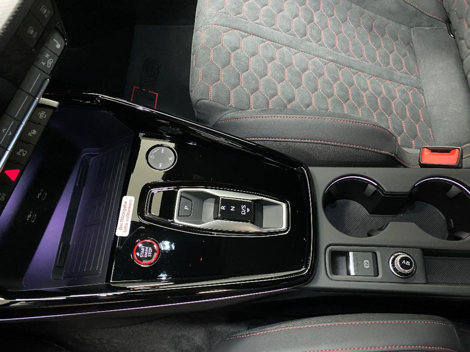 Audi RS 3 Limousine – Bild 12