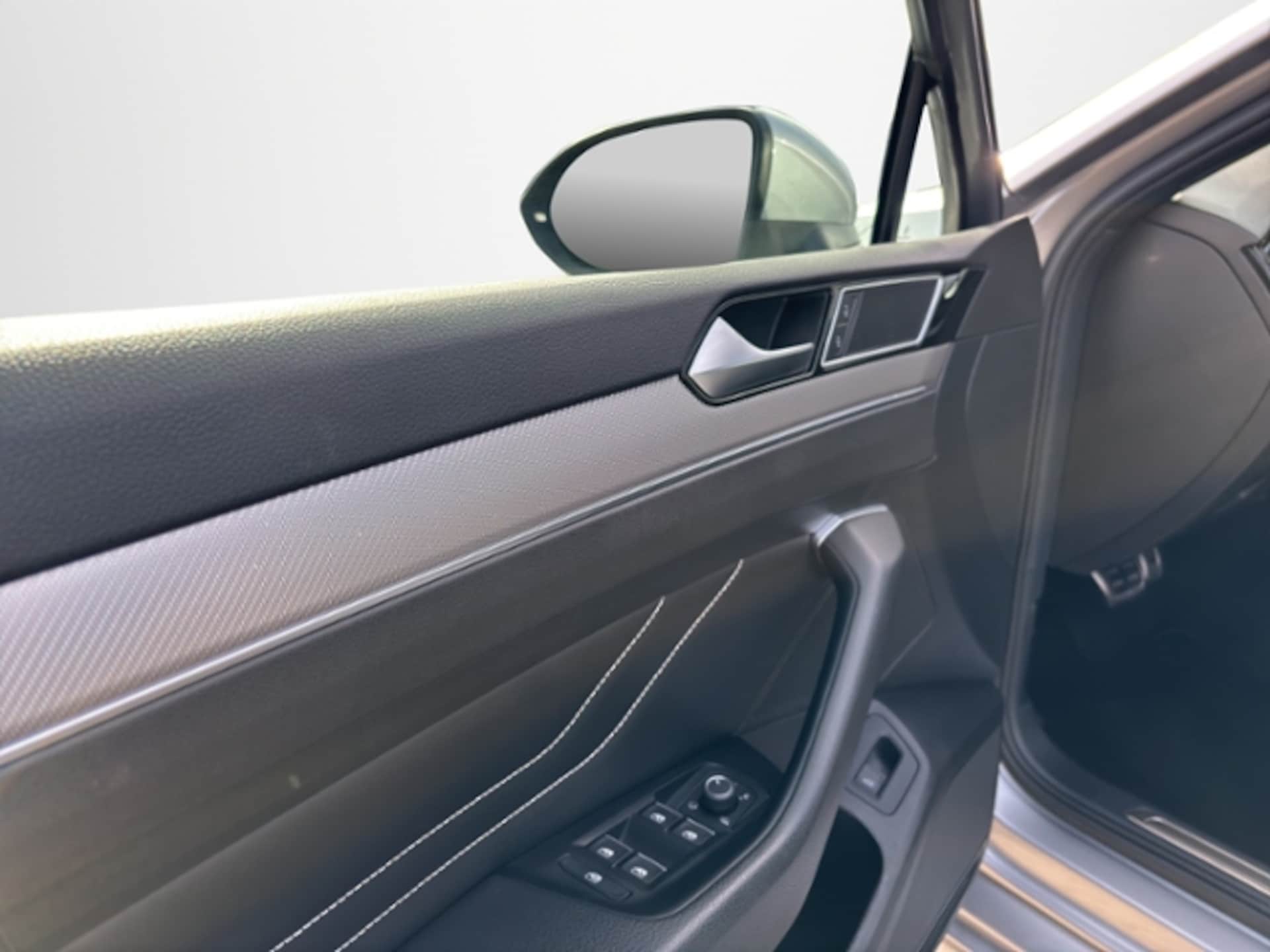 Volkswagen Passat Variant Elegance