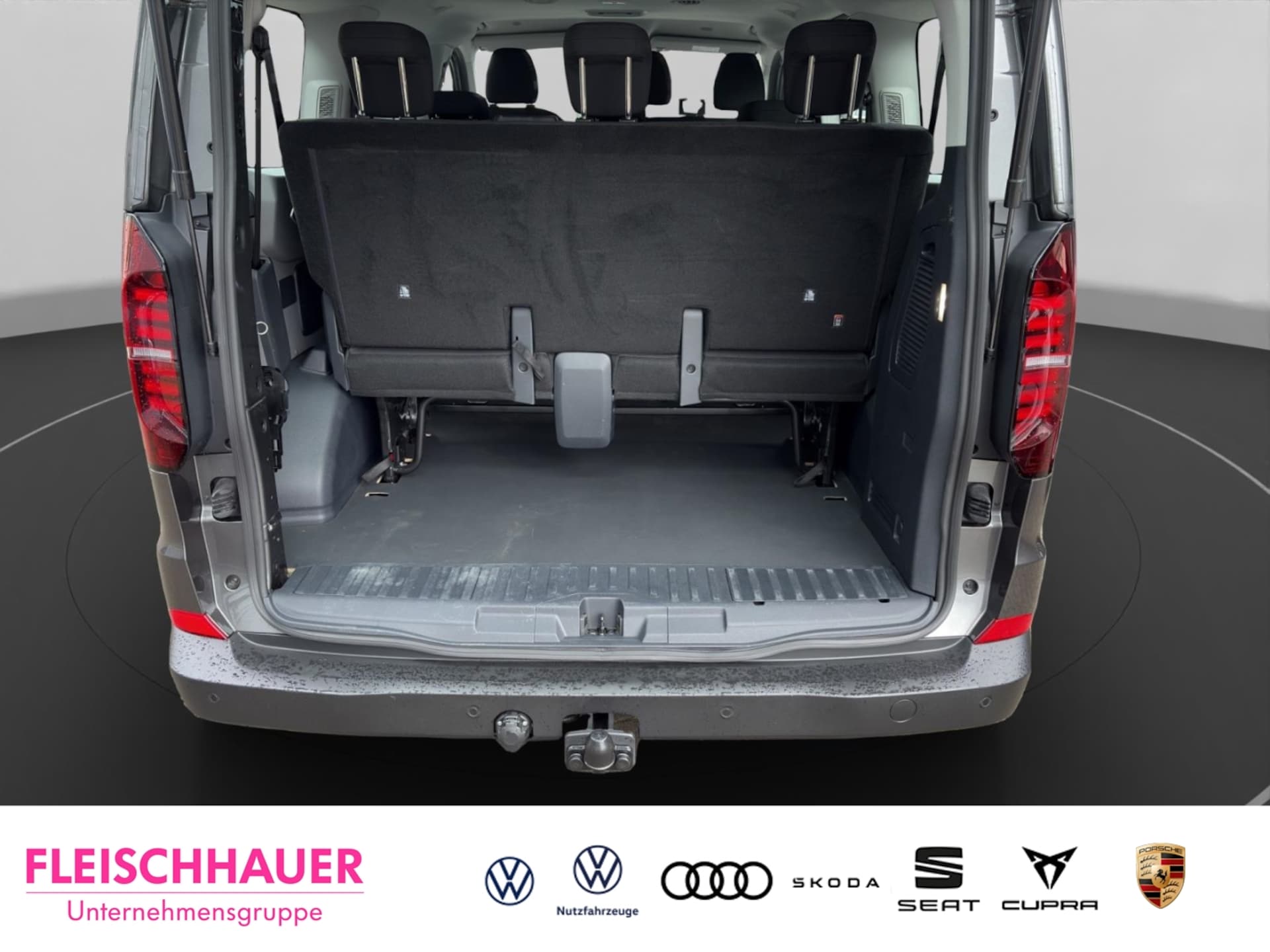 Volkswagen Transporter Kombi kurzer Radstand