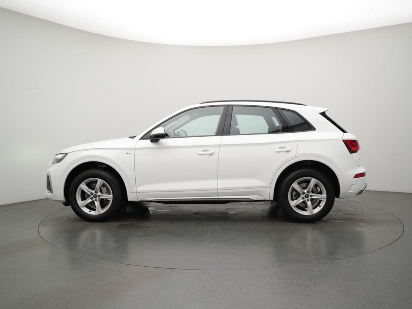 Bild über Audi Q5 40 TFSI quattro S tronic - für weitere Informationen kontaktieren Sie den Audi Partner