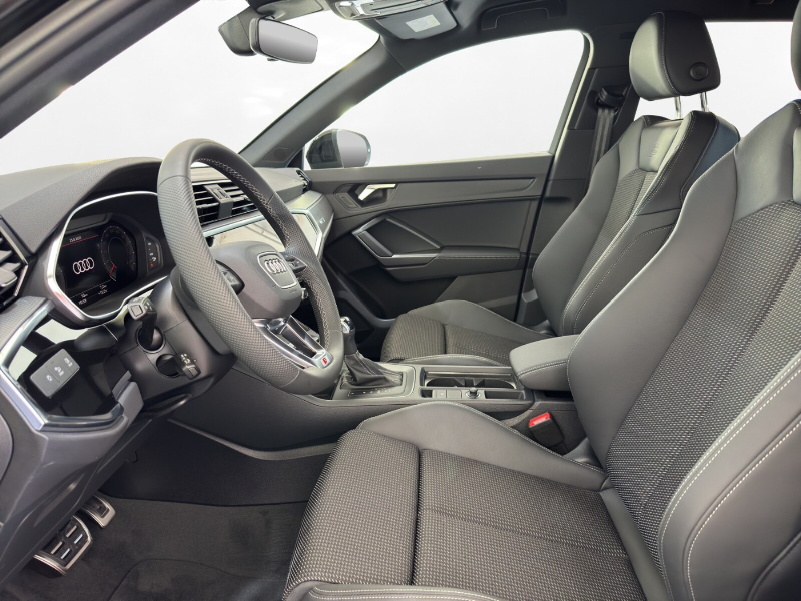 Audi Q3 – Bild 8