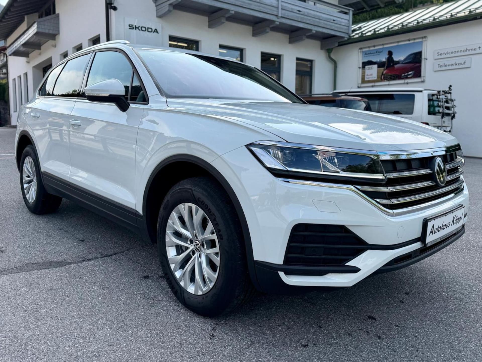 Volkswagen Touareg Basis-Modell