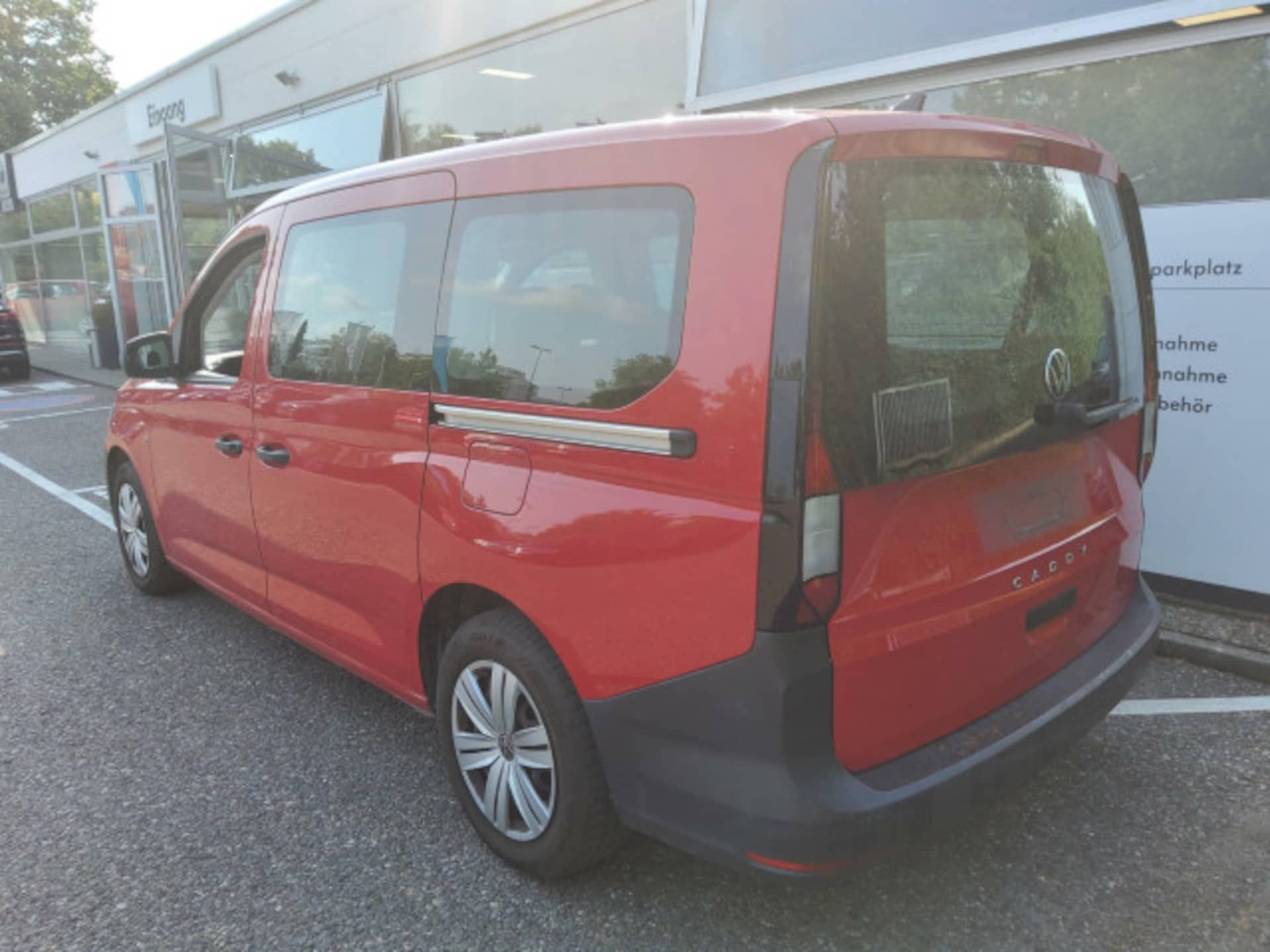 Volkswagen Caddy Maxi Basis-Modell