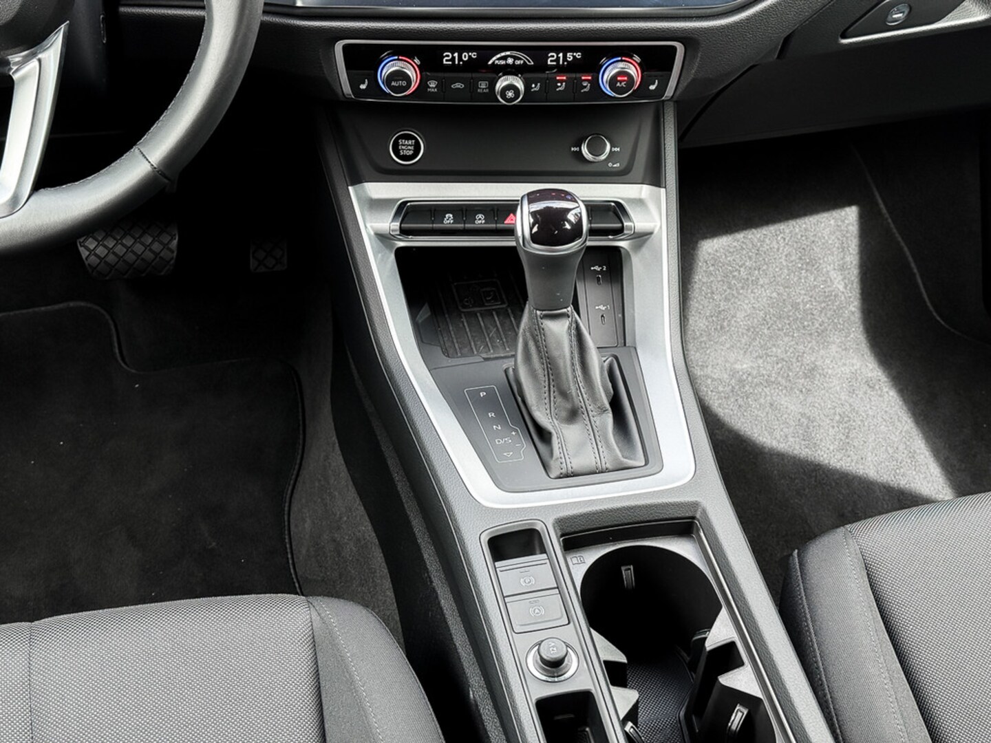Bild über Audi Q3 advanced 40 TFSI quattro S tronic - für weitere Informationen kontaktieren Sie den Audi Partner