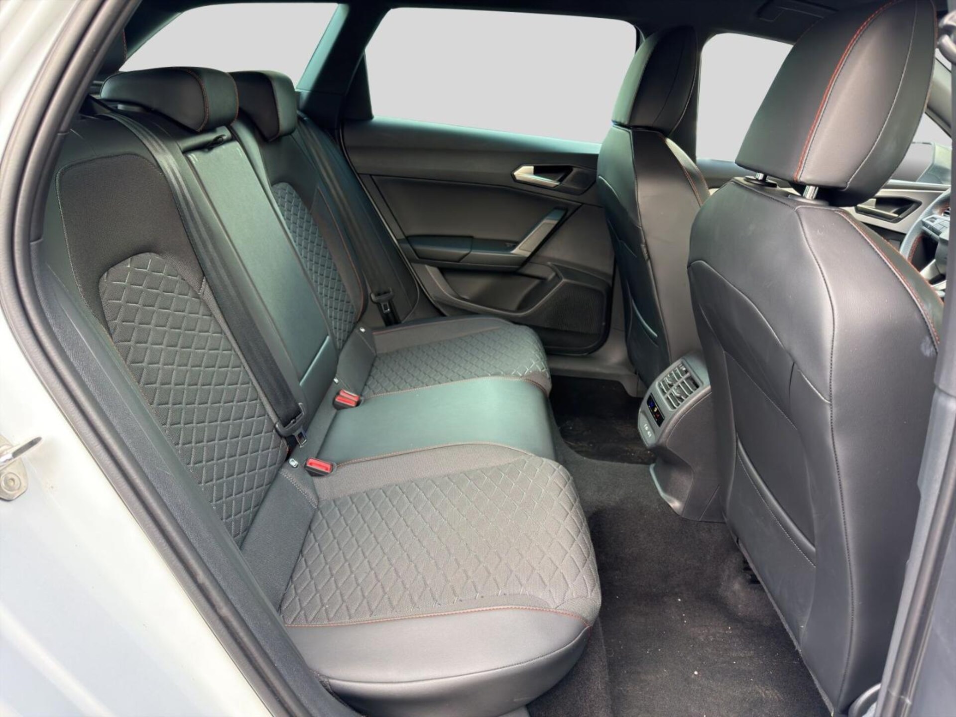 SEAT Leon Sportstourer FR