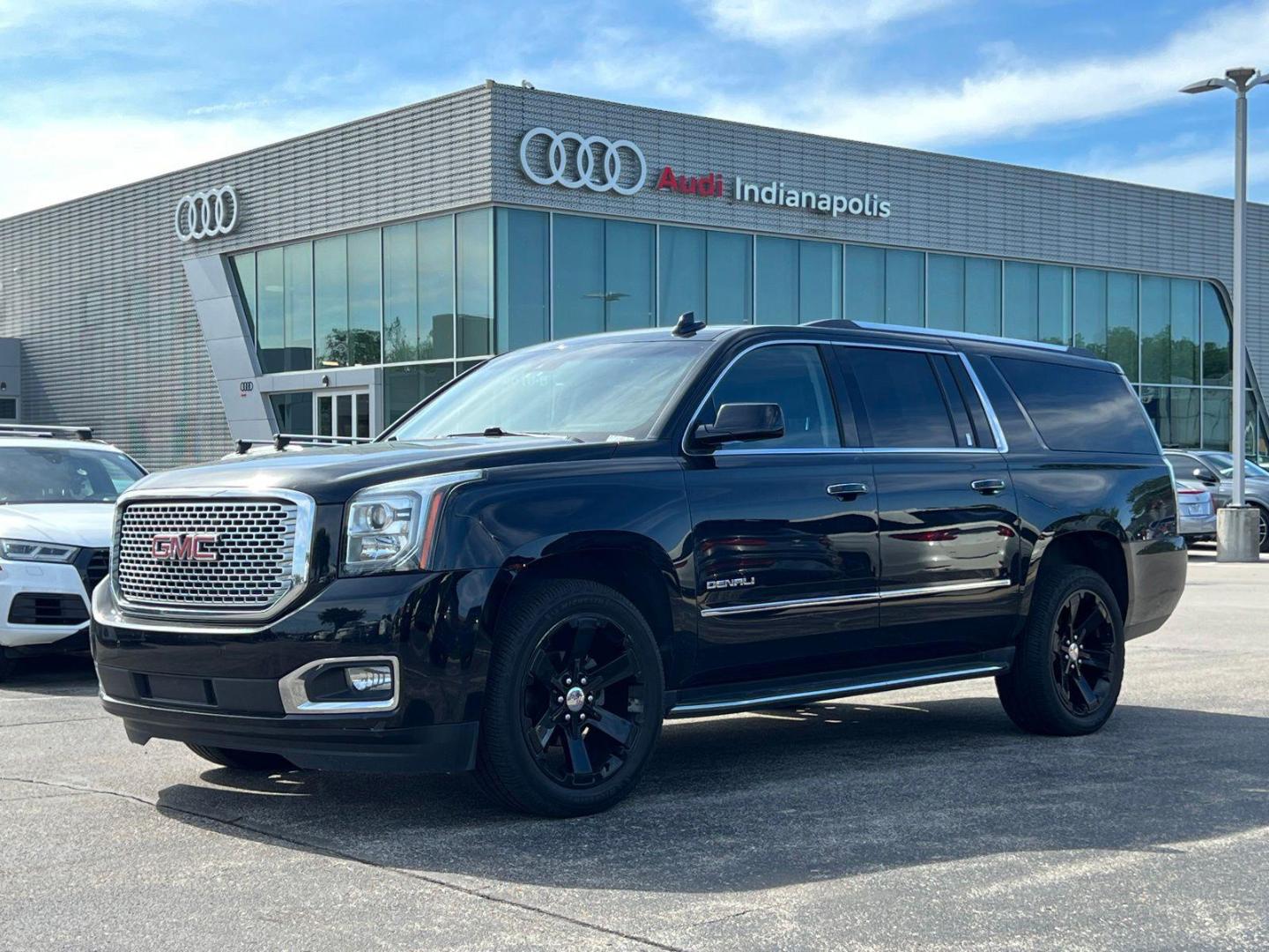 2016 GMC Yukon Denali AWD's photo
