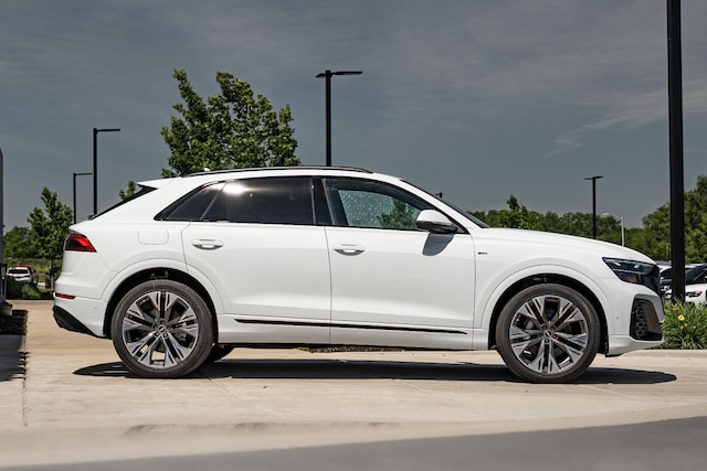 2026 Audi Q8