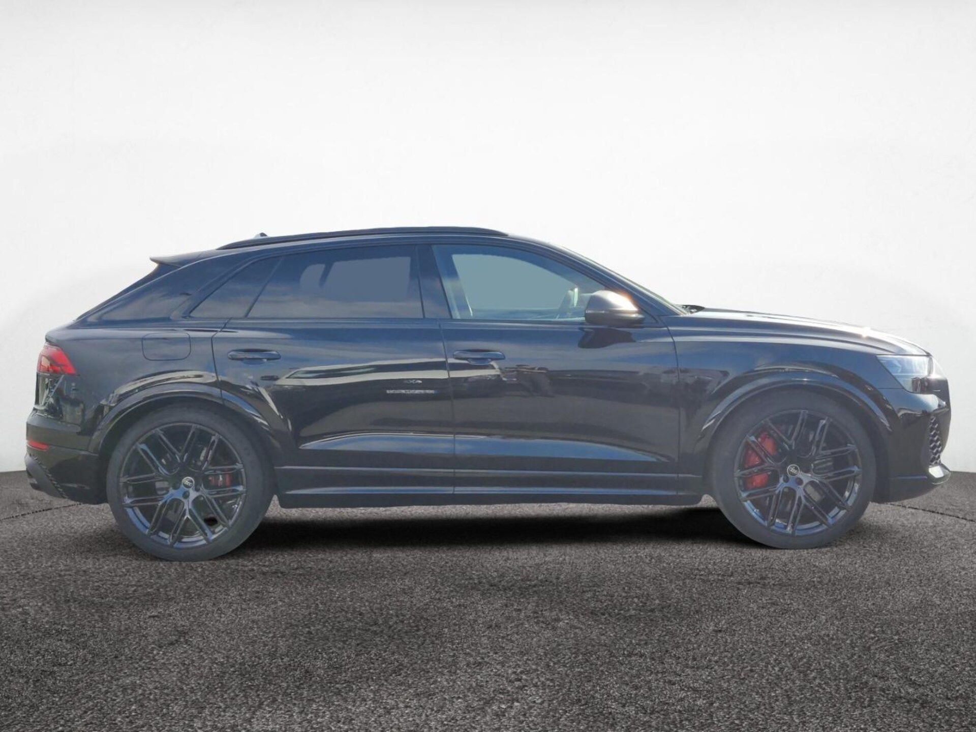 Audi RS Q8 SUV performance