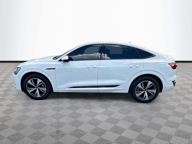 2024 Audi Q8 Sportback e-tron