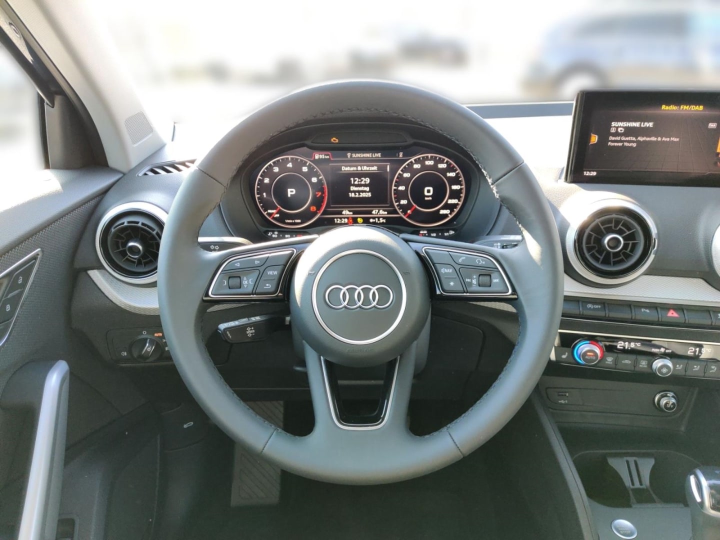 Bild über Audi Q2 advanced 35 TFSI S tronic - für weitere Informationen kontaktieren Sie den Audi Partner