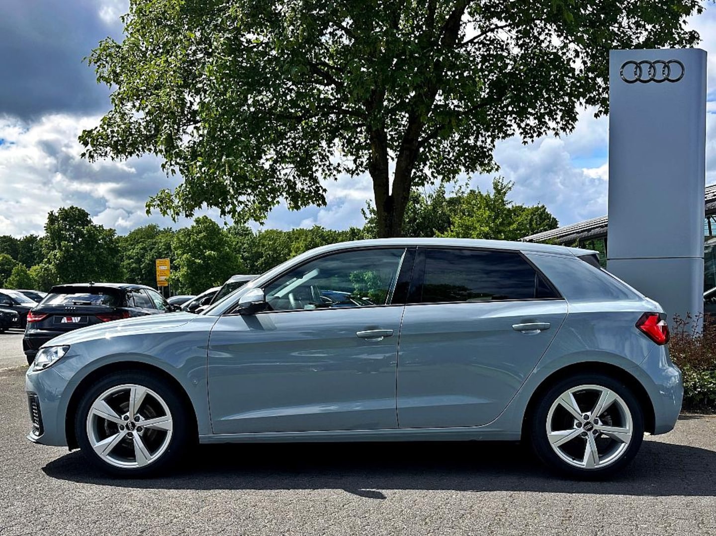 Bild über Audi A1 Sportback advanced 30 TFSI S tronic - für weitere Informationen kontaktieren Sie den Audi Partner