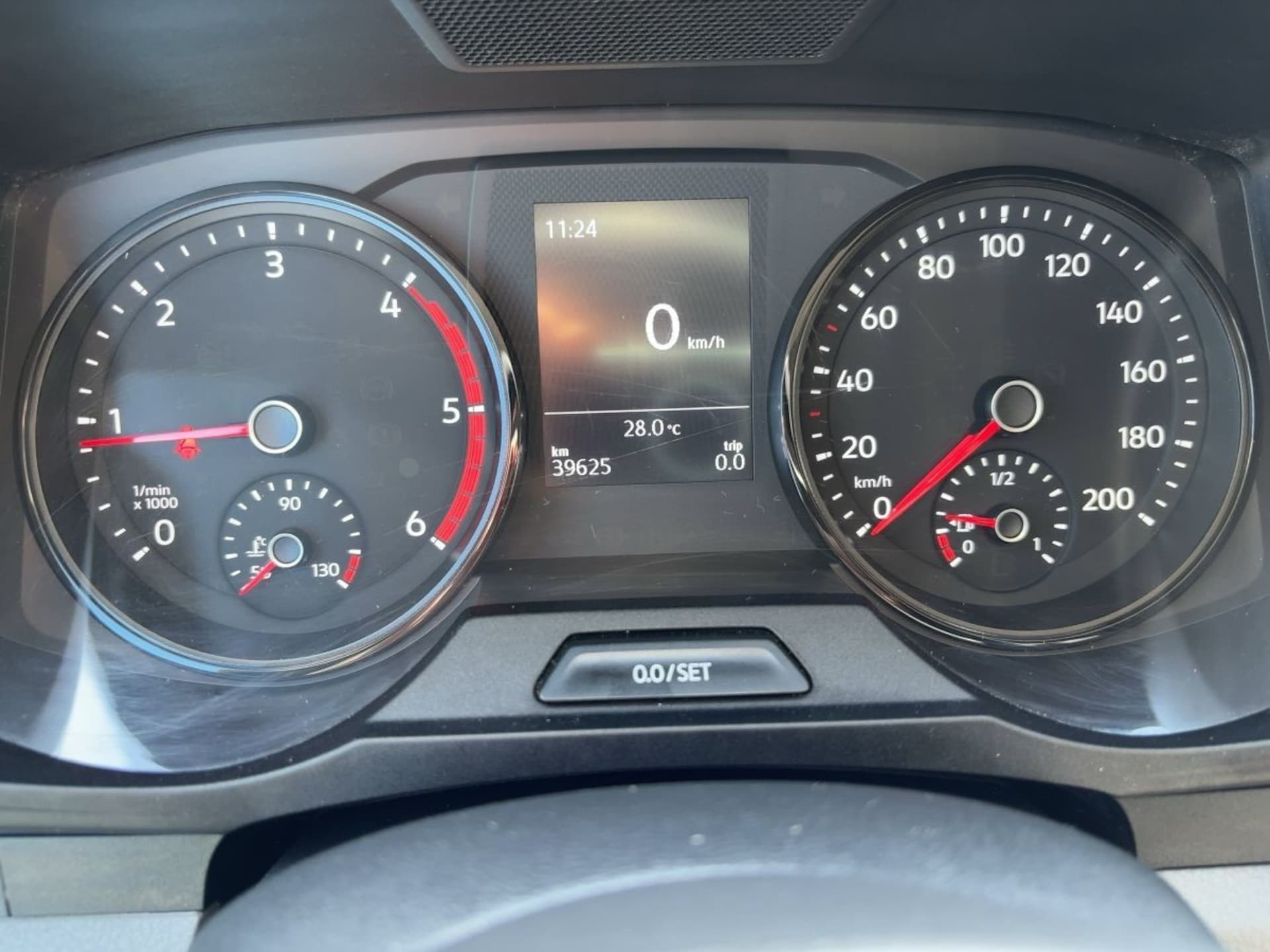 Volkswagen Crafter Kasten mittlerer Radstand