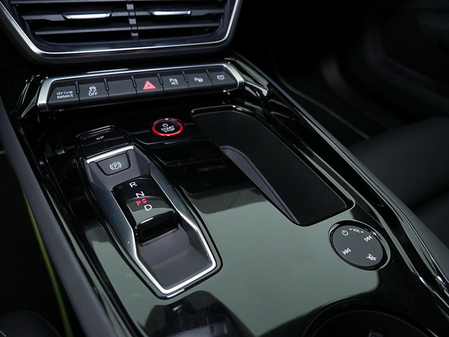 Image about Audi RS e-tron GT e-tron quattro