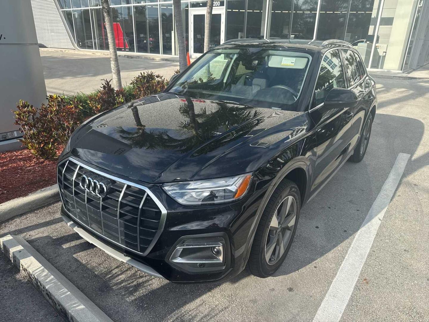 2024 Audi Q5 40 Premium Plus's photo