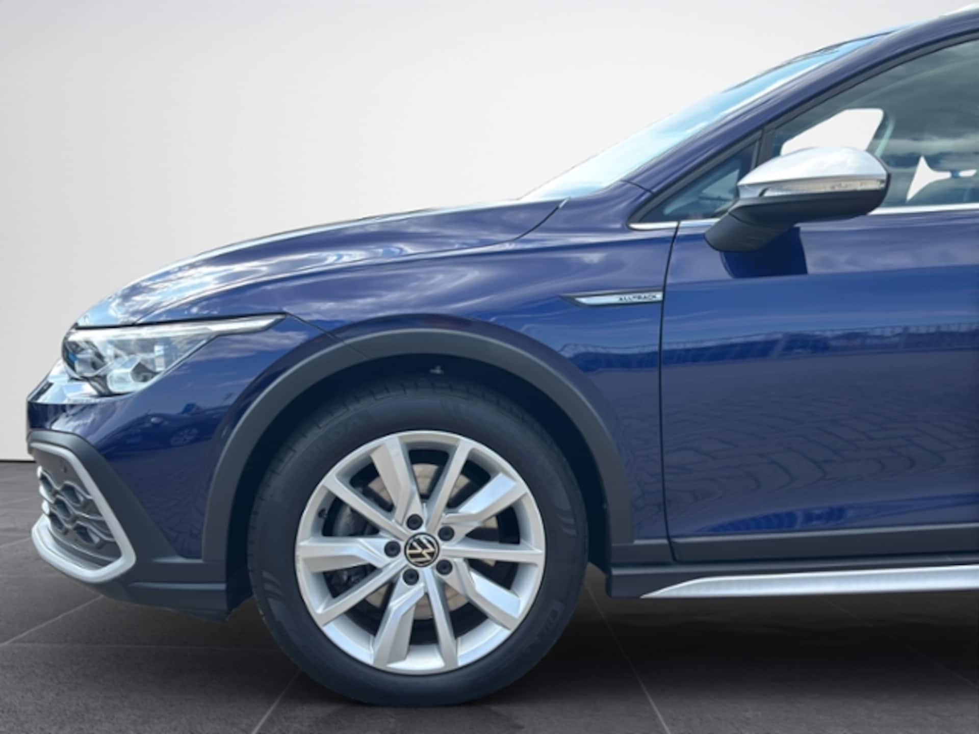 Volkswagen Golf Variant Alltrack
