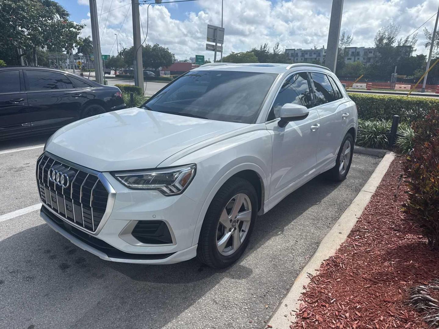 2020 Audi Q3 45 TFSI Premium Plus quattro's photo