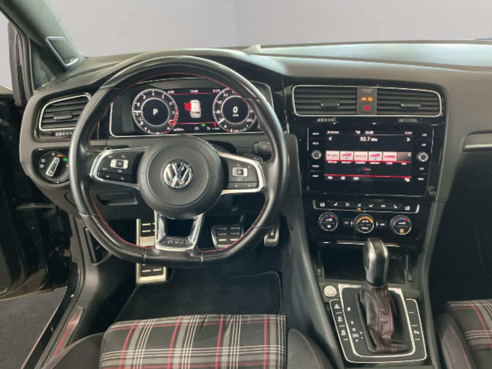 Volkswagen Golf GTI Performance
