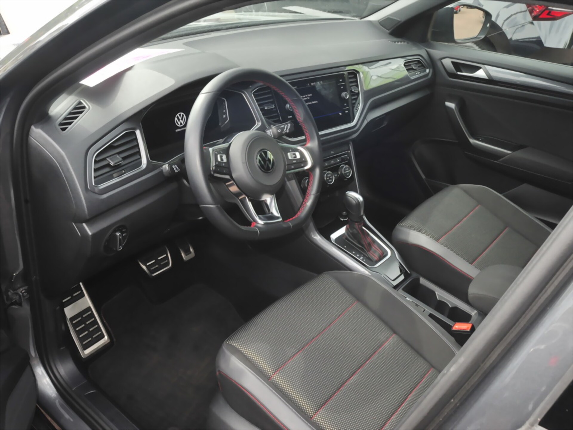 Volkswagen T-Roc Sport
