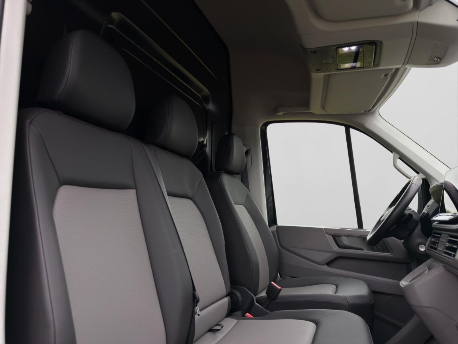 Volkswagen Crafter Kasten mittlerer Radstand – Bild 16