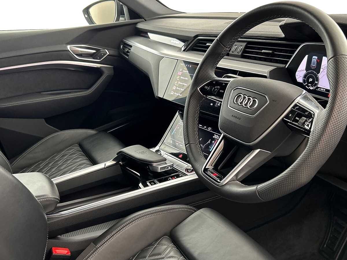 Audi e-tron S