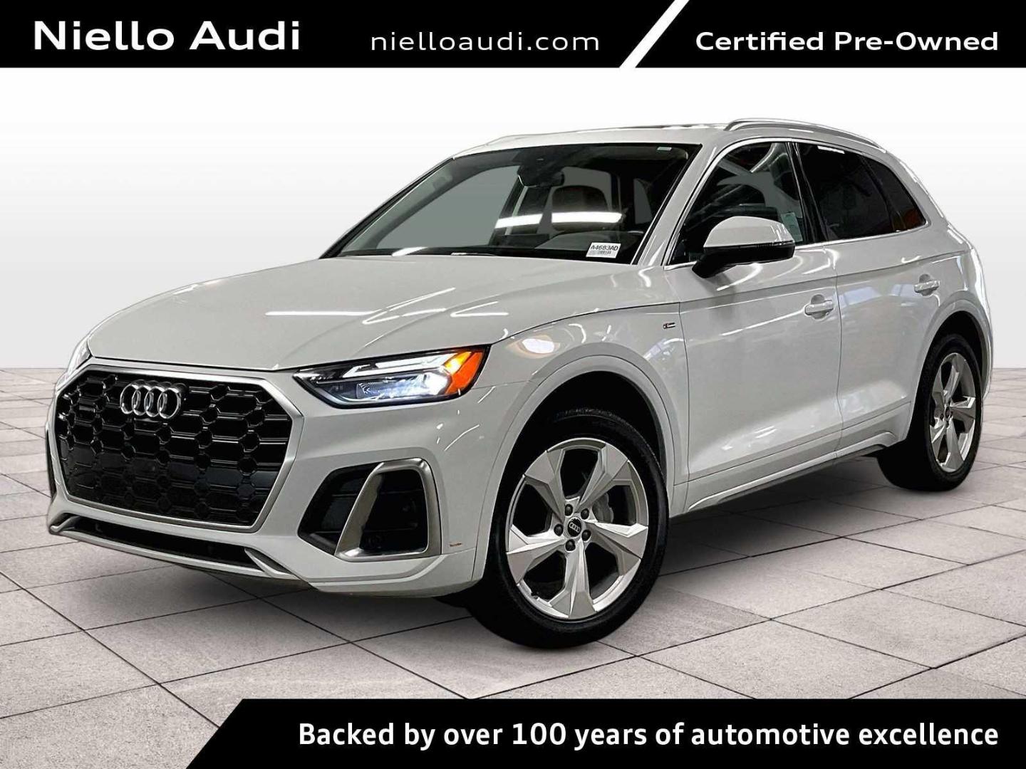 2023 Audi Q5 45 Premium Plus's photo