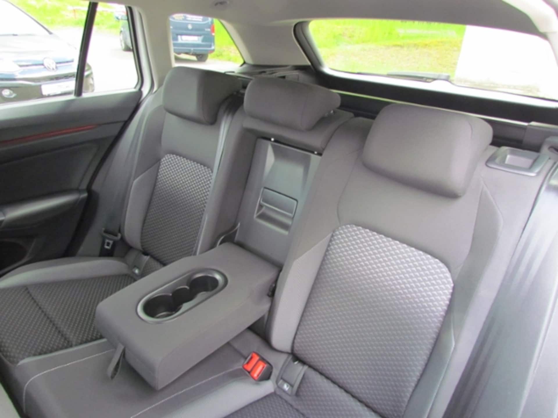 Volkswagen Golf Variant Active