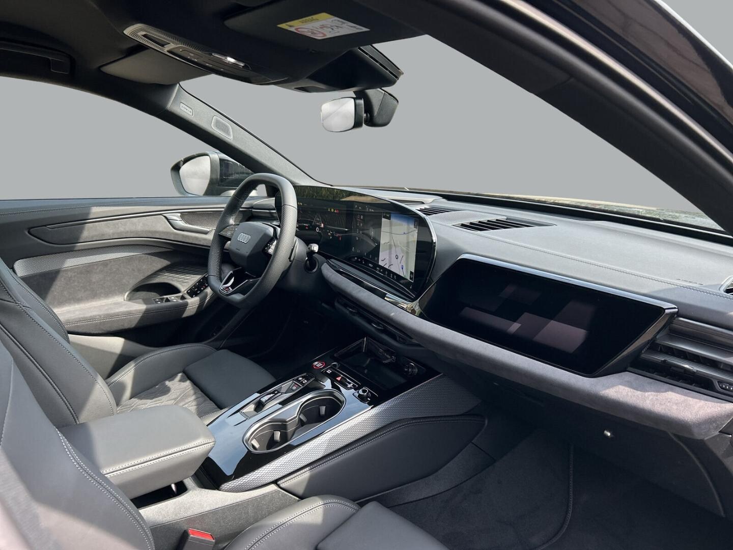 Bild über Audi A6 Avant TDI quattro 150 kW S tronic - für weitere Informationen kontaktieren Sie den Audi Partner