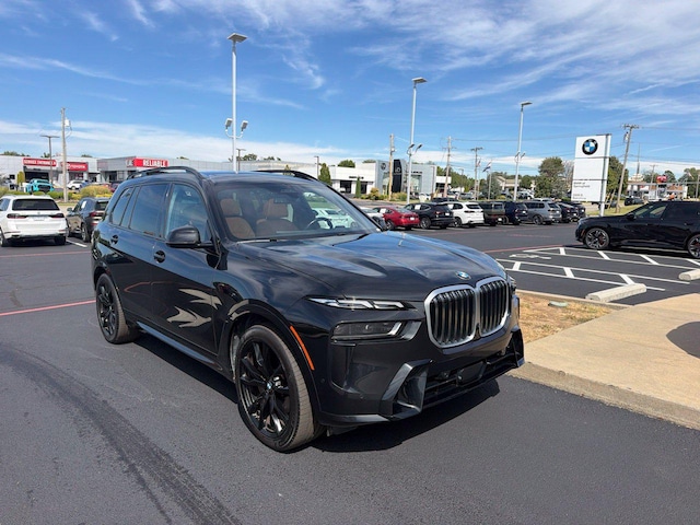 2023 BMW X7