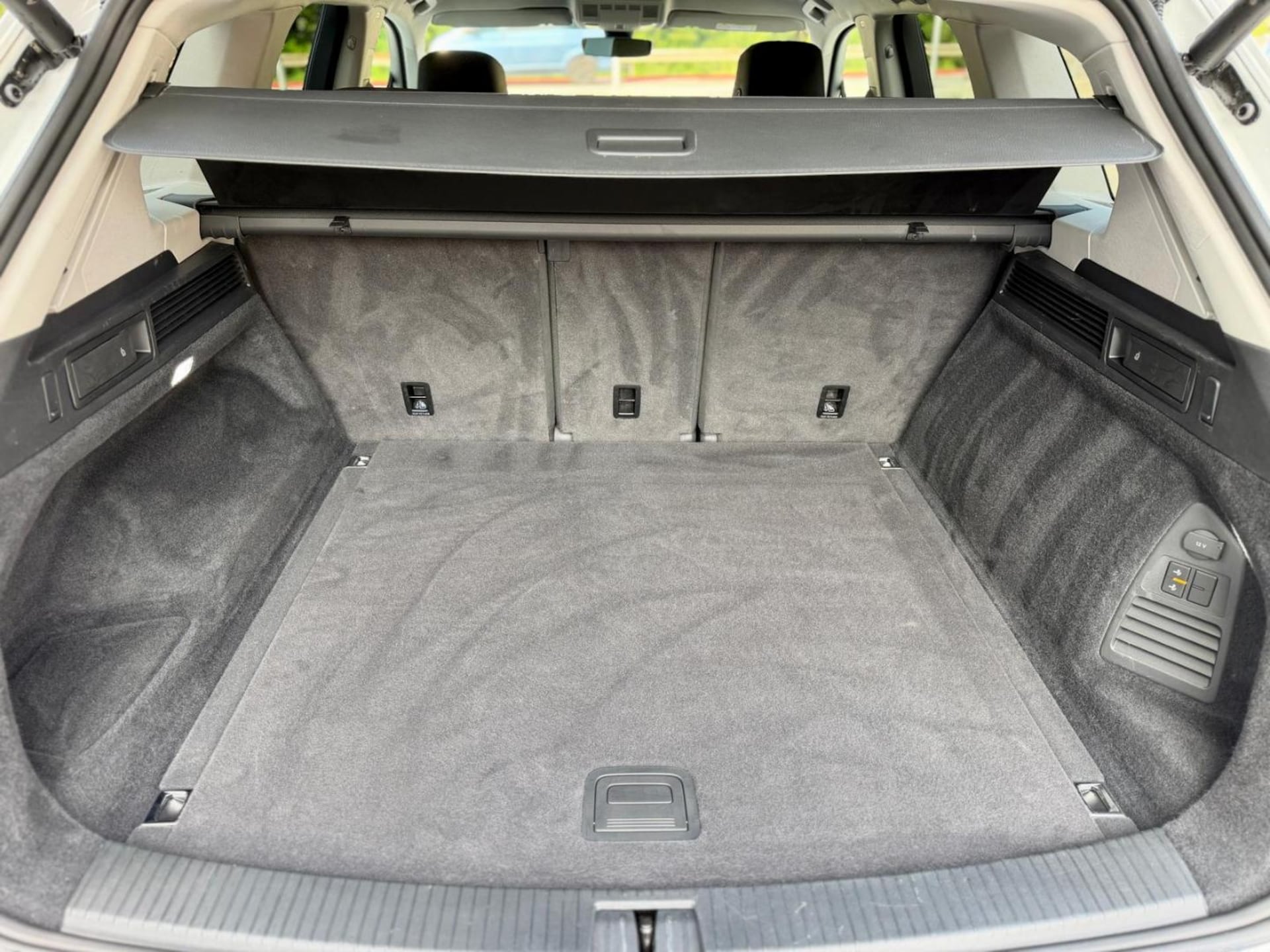 Volkswagen Touareg Basis-Modell