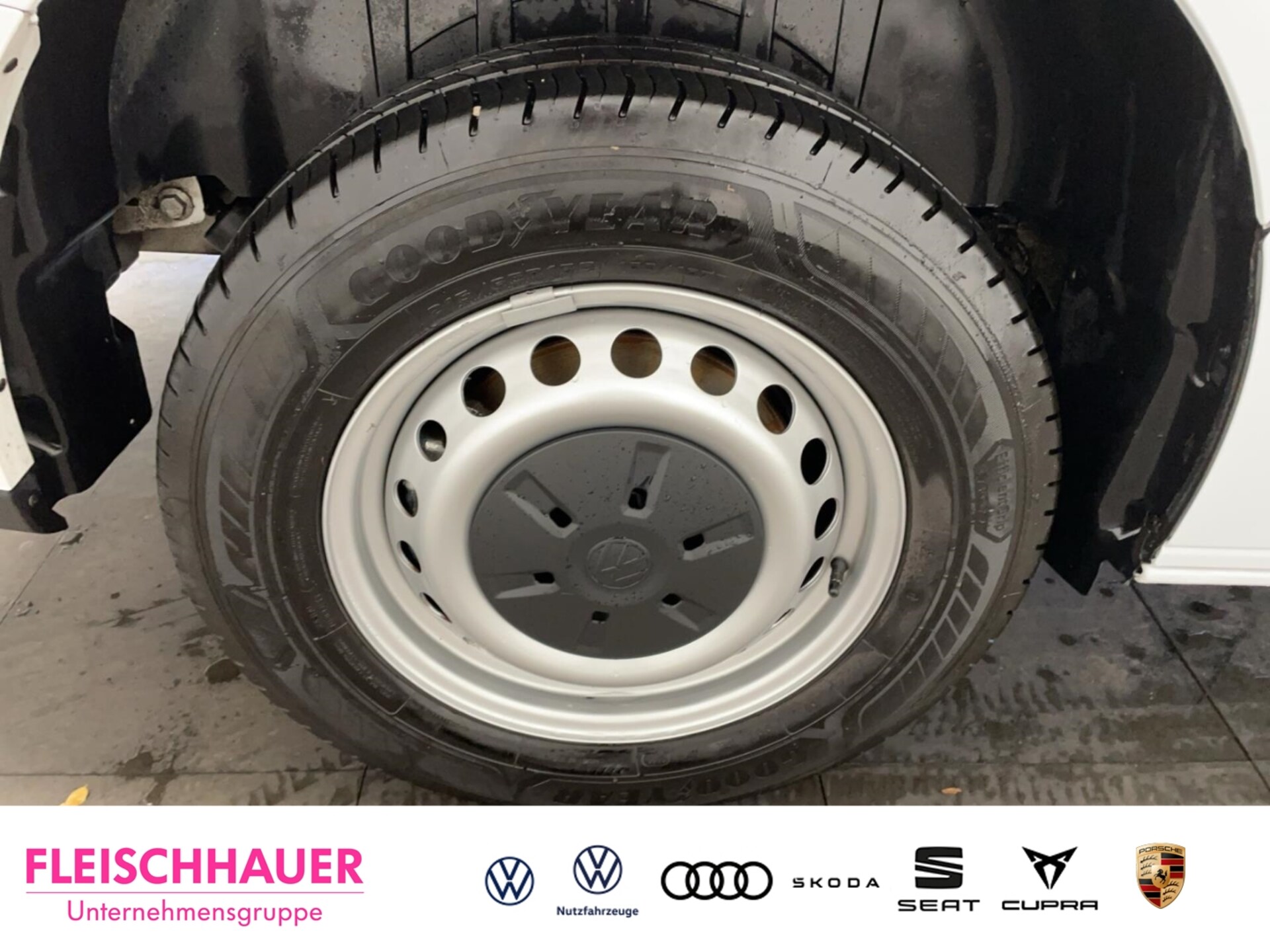Volkswagen Transporter Kasten kurzer Radstand