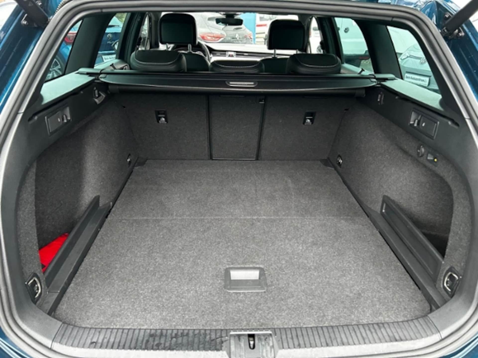 Volkswagen Passat Variant Elegance