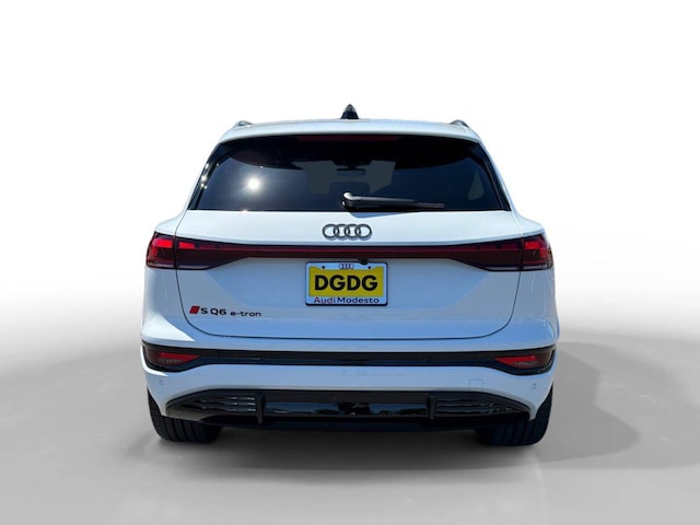 2027 Audi SQ6 e-tron
