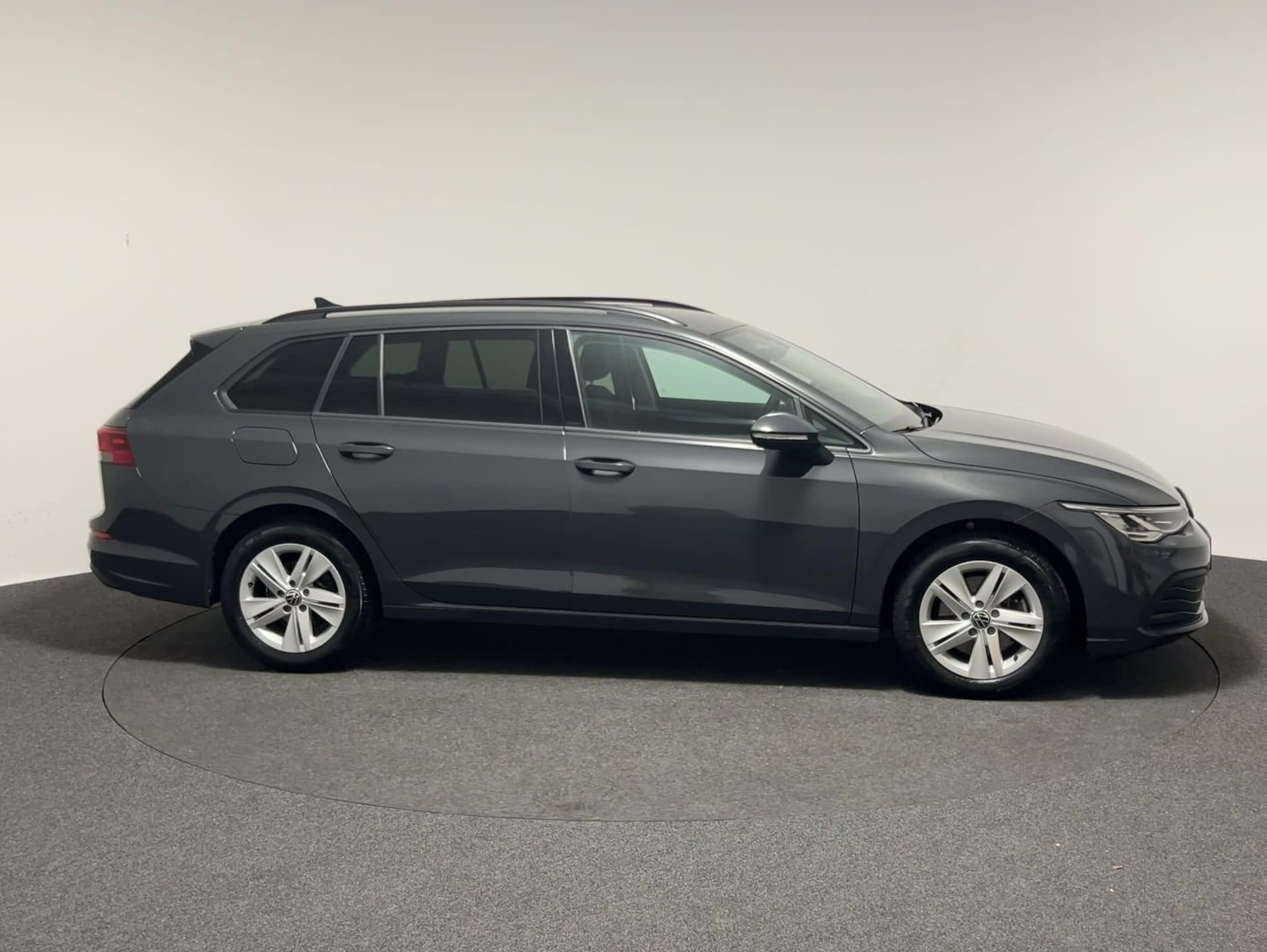 Volkswagen Golf Variant Life