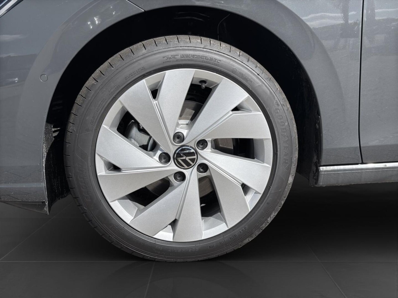 Volkswagen Golf – Bild 7