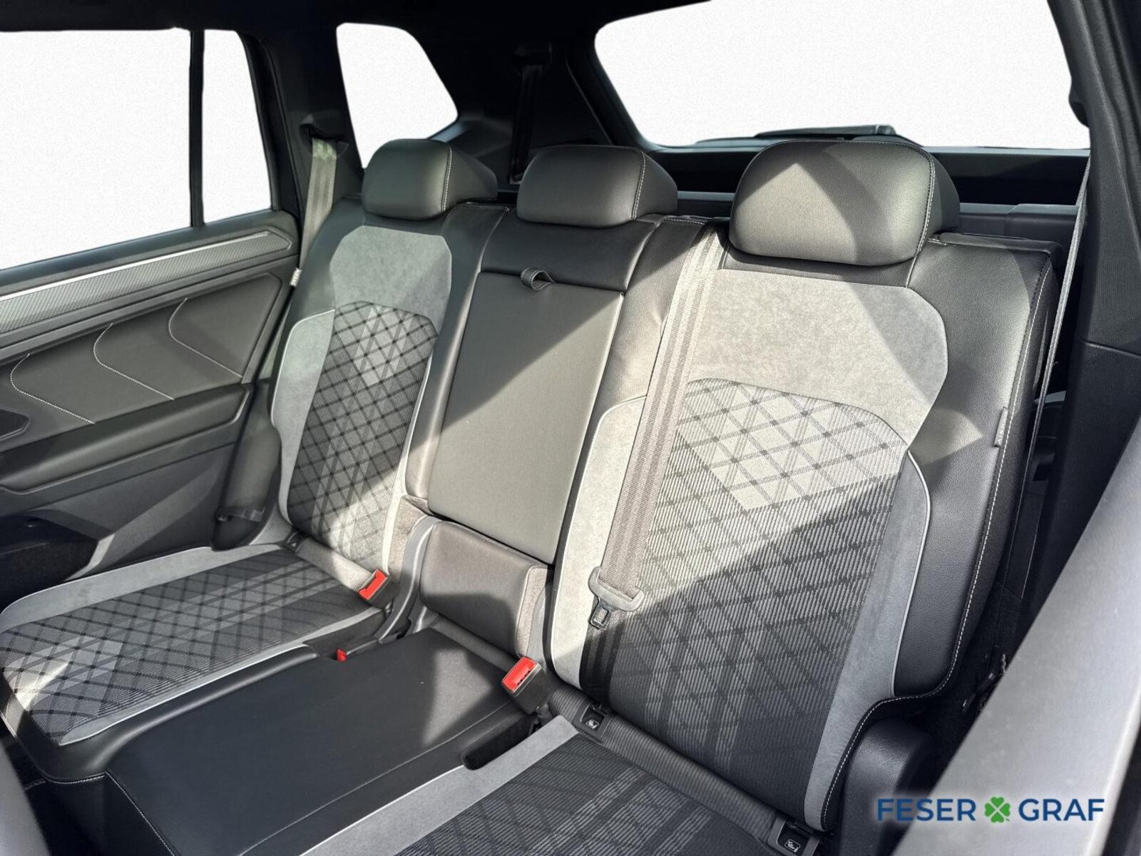 Volkswagen Tiguan Allspace – Bild 11