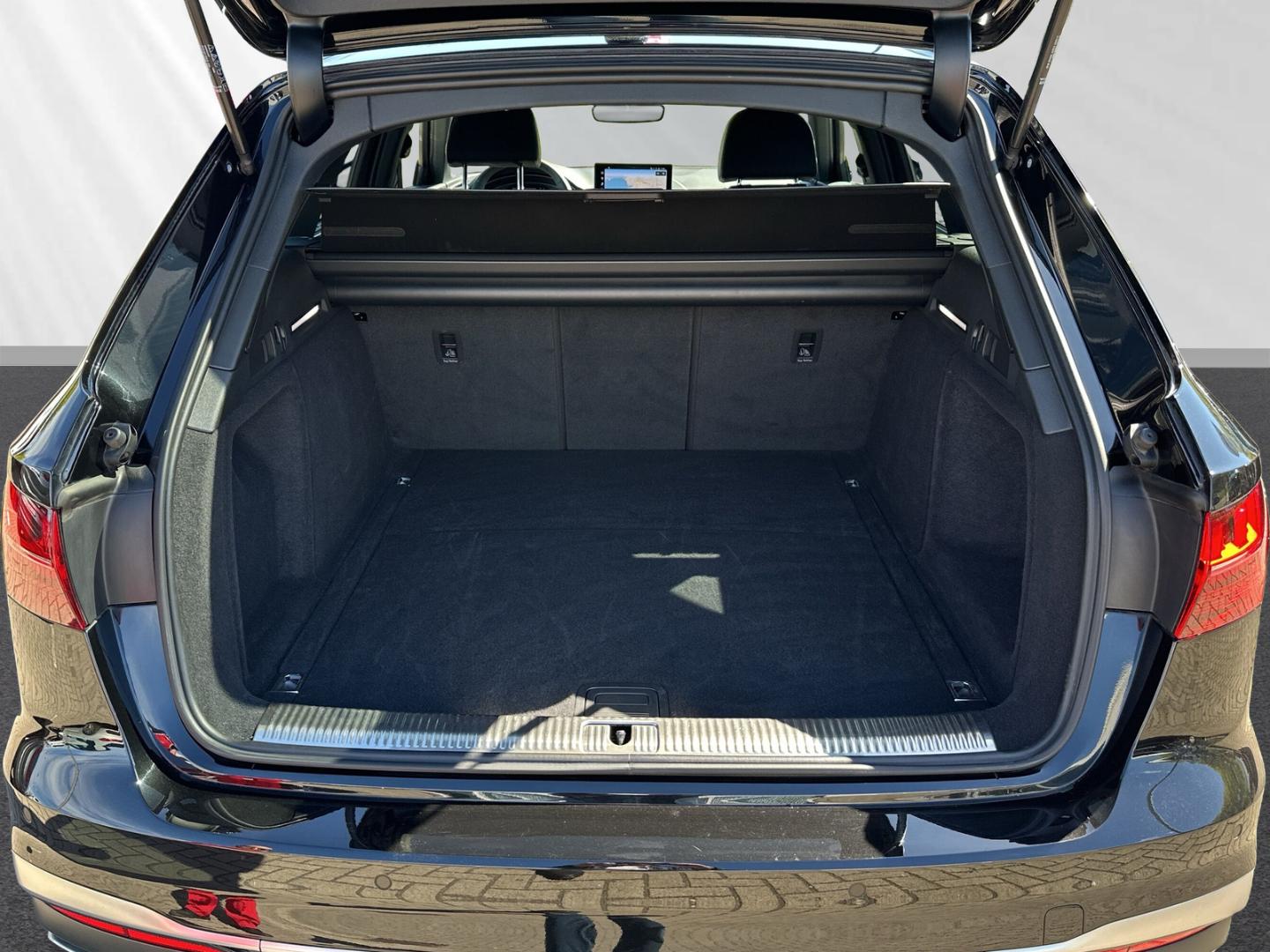 Image about Audi A4 Avant 40 TDI S tronic