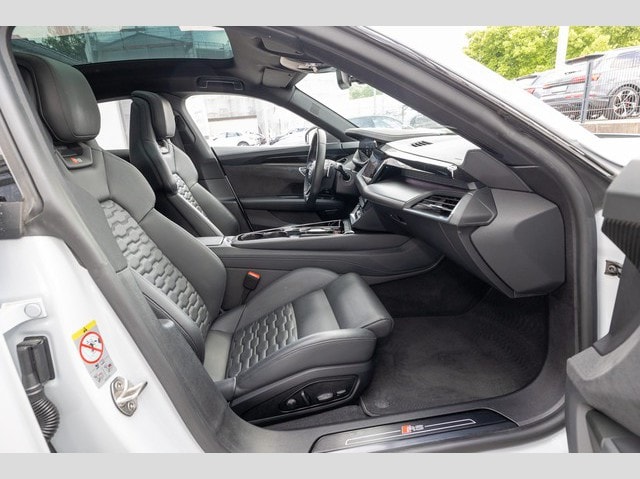 Image about Audi RS e-tron GT e-tron quattro