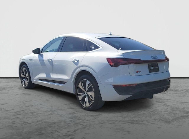 2024 Audi Q8 Sportback e-tron
