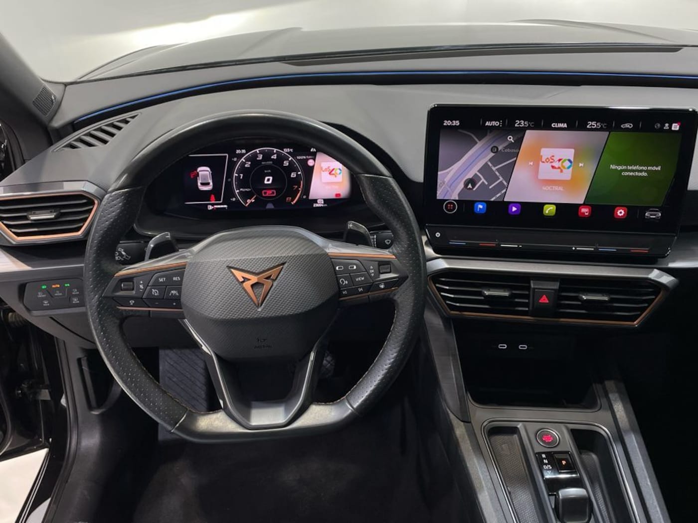 CUPRA Leon León 1.5 eTSI DSG 110 kW (150 CV) — photo 16