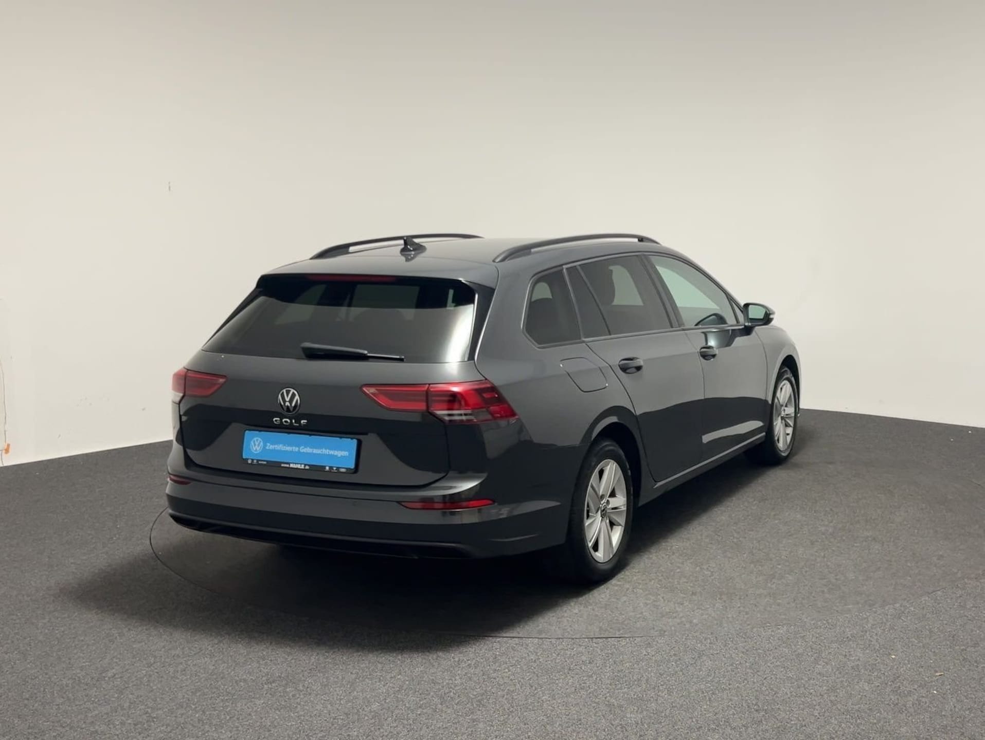 Volkswagen Golf Variant Life