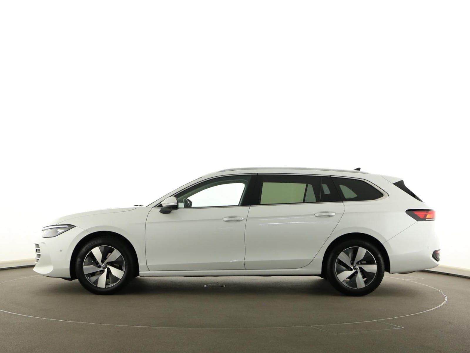 Volkswagen Passat – Bild 8