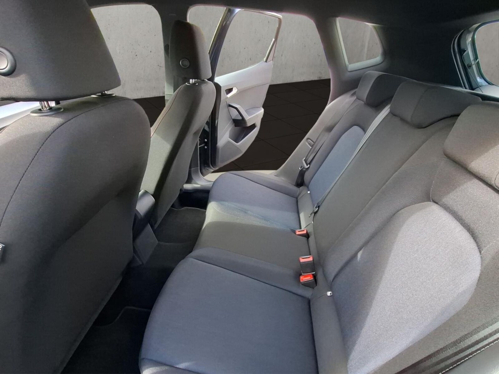 SEAT Arona – Bild 13