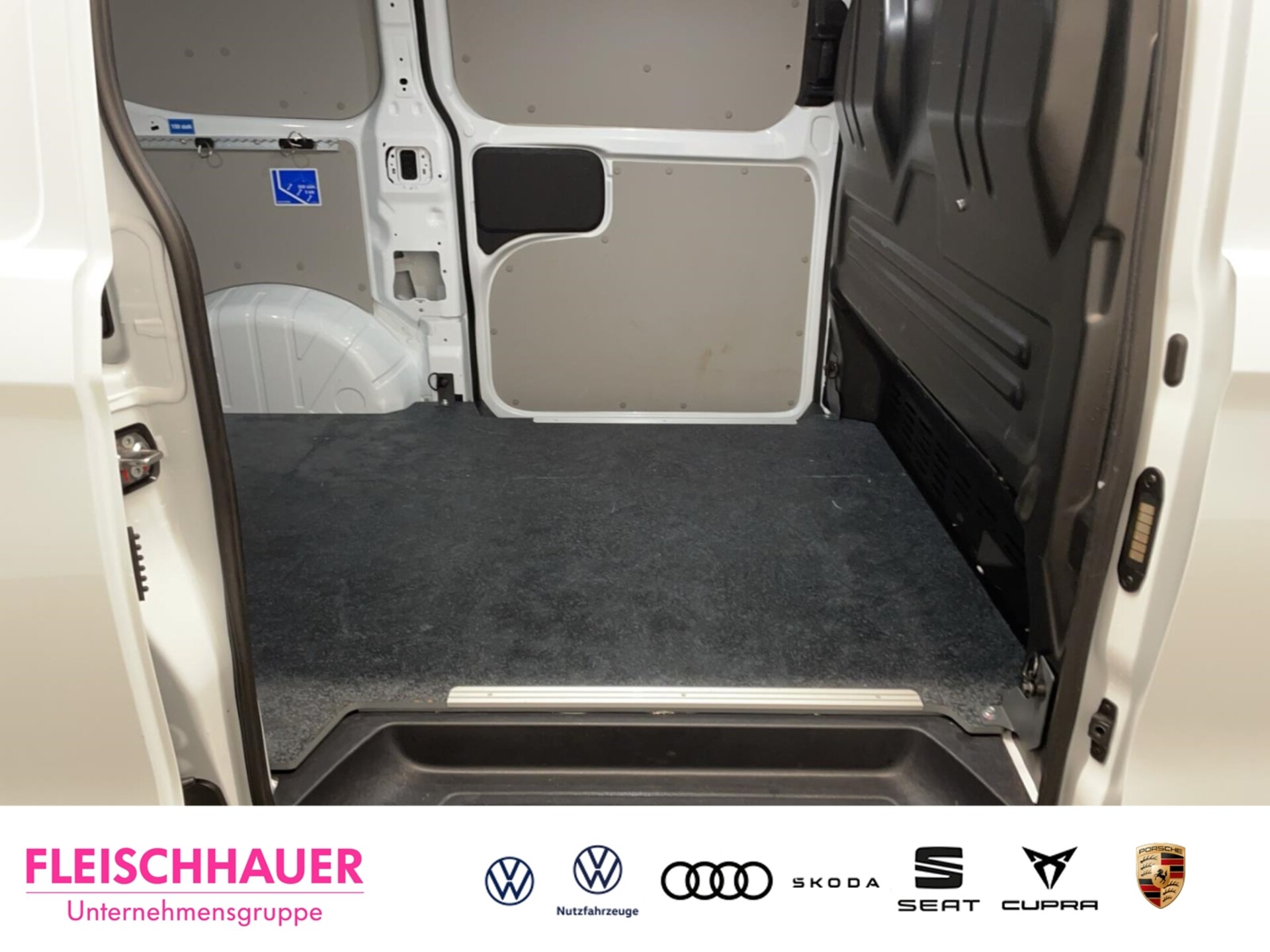 Volkswagen Transporter Kasten kurzer Radstand