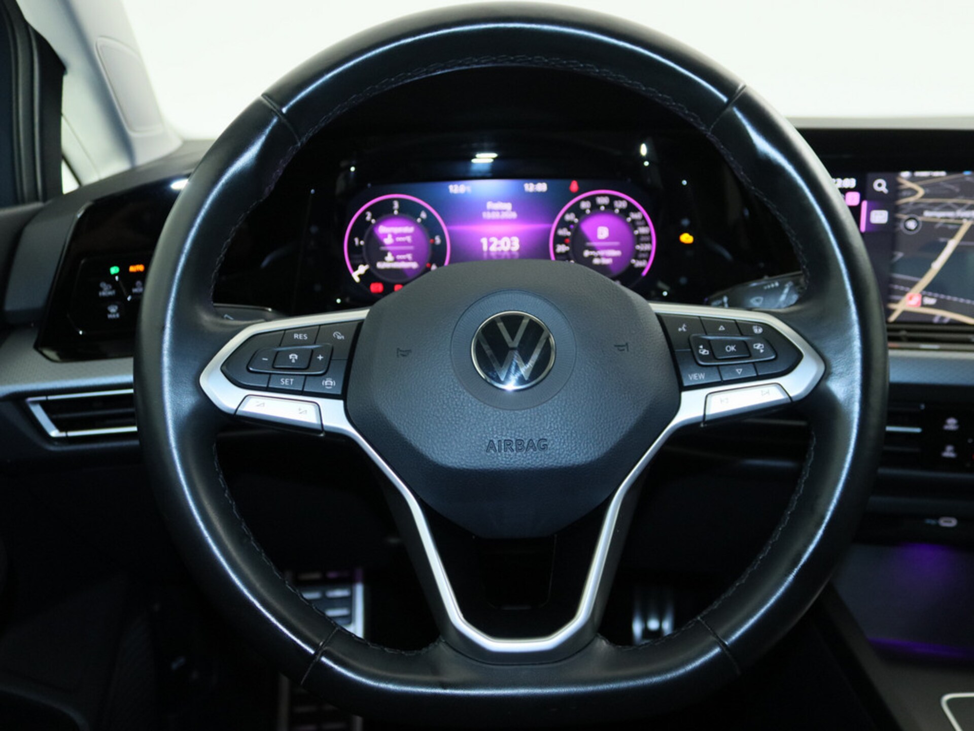 Volkswagen Golf Active