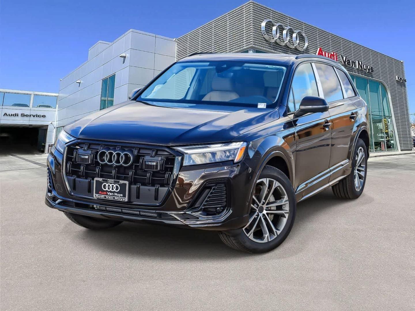 2026 Audi Q7 45 Premium Plus quattro Tiptronic's photo